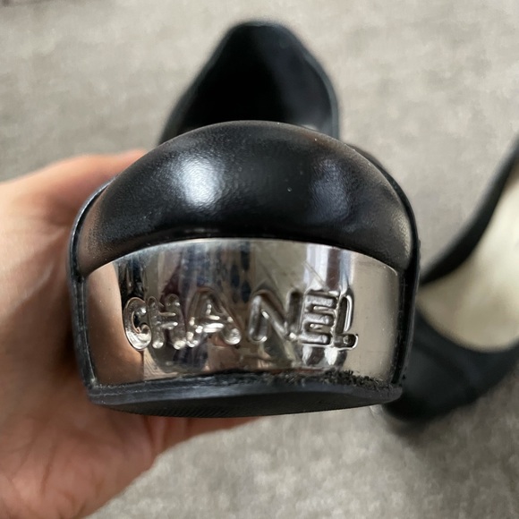 Chanel Platform Pumps - Picture 4 of 6